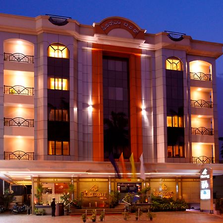 The President Hotel Bengaluru Kültér fotó
