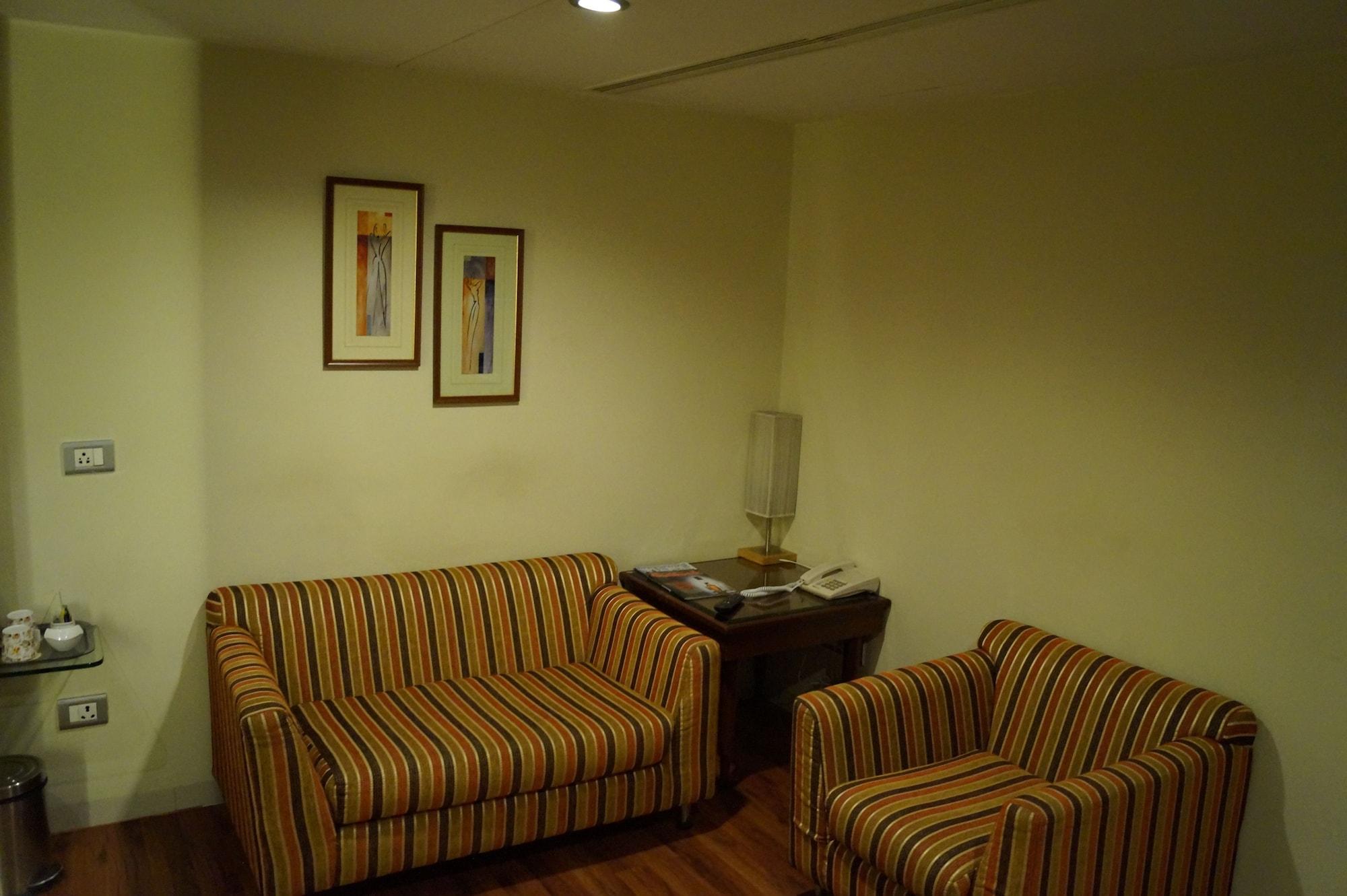 The President Hotel Bengaluru Kültér fotó