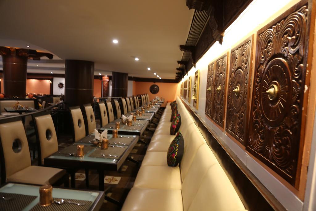 The President Hotel Bengaluru Kültér fotó