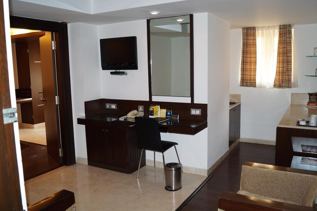 The President Hotel Bengaluru Kültér fotó