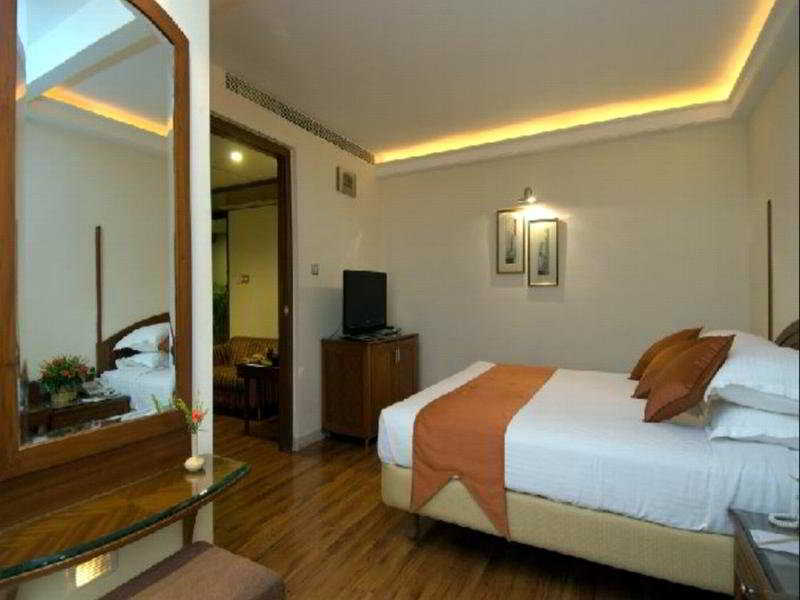 The President Hotel Bengaluru Kültér fotó